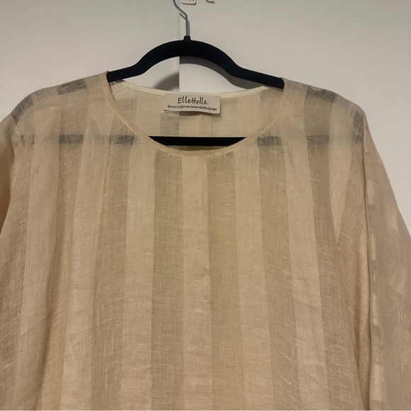 Ellettelle Ivory softened European linen lightweight Gianna Top One Size - Picture 4 of 8
